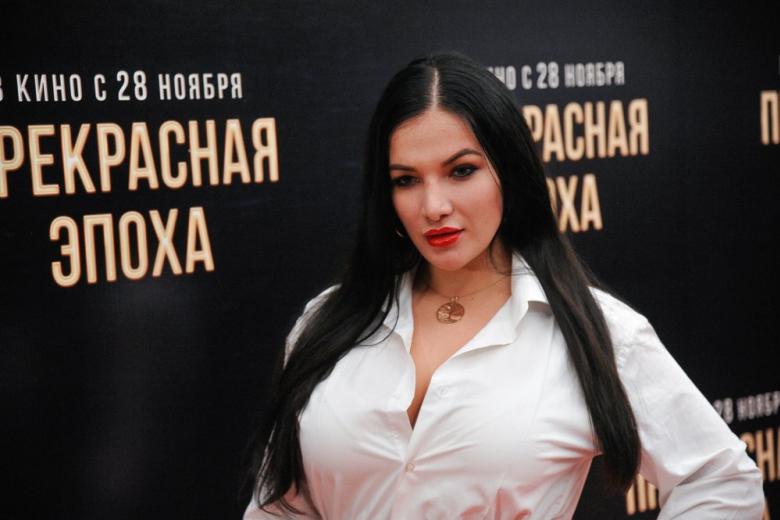 Кира Шайн