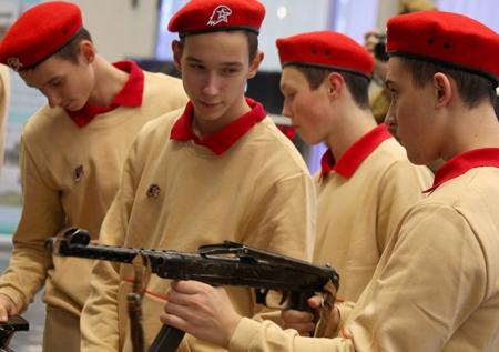 Зачем школьникам дали расстрелять «врага народа»