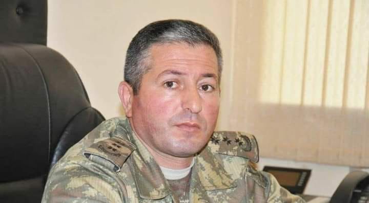 Полковник Шюкюр Нариман оглы Гамидов (слева)