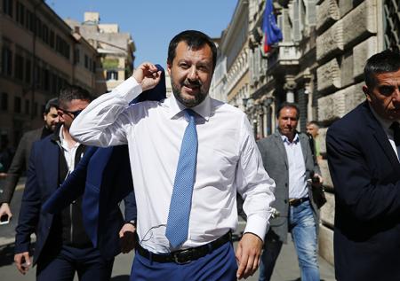 Сальвини обвинил банкиров в уничтожении «европейской мечты»