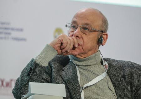 Академик Асмолов назвал популизмом рассуждения о «скрытой безотцовщине»