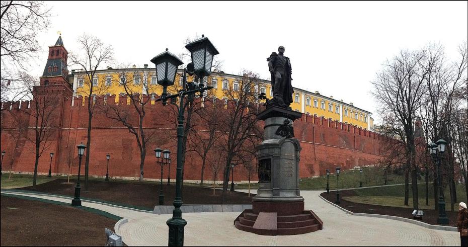 Памятник Александру I
