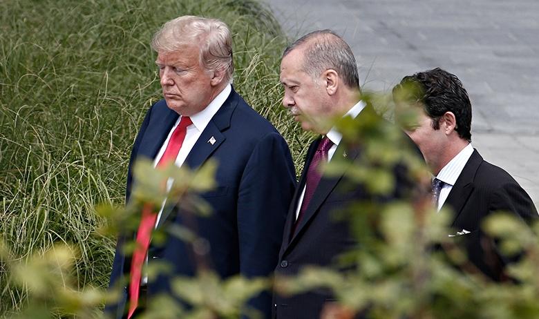 Глава США Дональд Трамп с Президентом Турции Реджепом Тайипом Эрдоганом