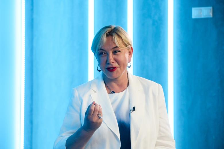 Арина Шарапова