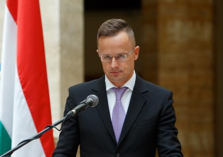 Венгрия заявила о готовности платить за газ в рублях