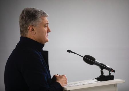 Порошенко пристыдили за советы «лучшему президенту Украины» — Зеленскому