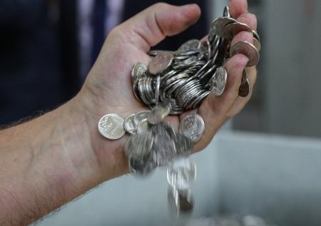 Банк России выступил против перехода к таргетированию курса рубля