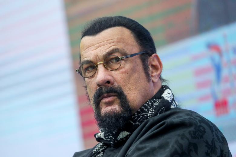 Стивен Сигал