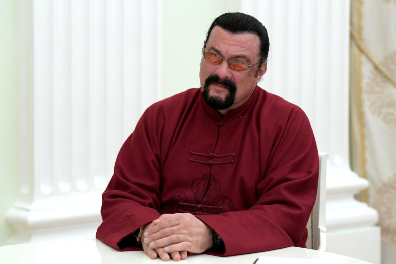 Стивен Сигал
