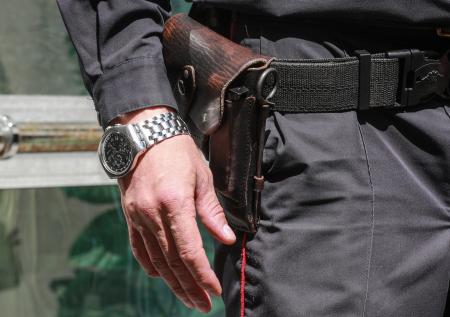 Ковид-диссидент укусил полицейского за палец в Москве