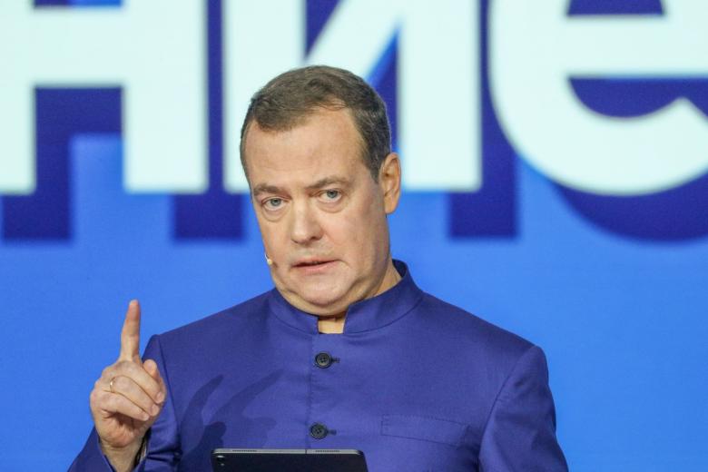 Дмитрий Медведев