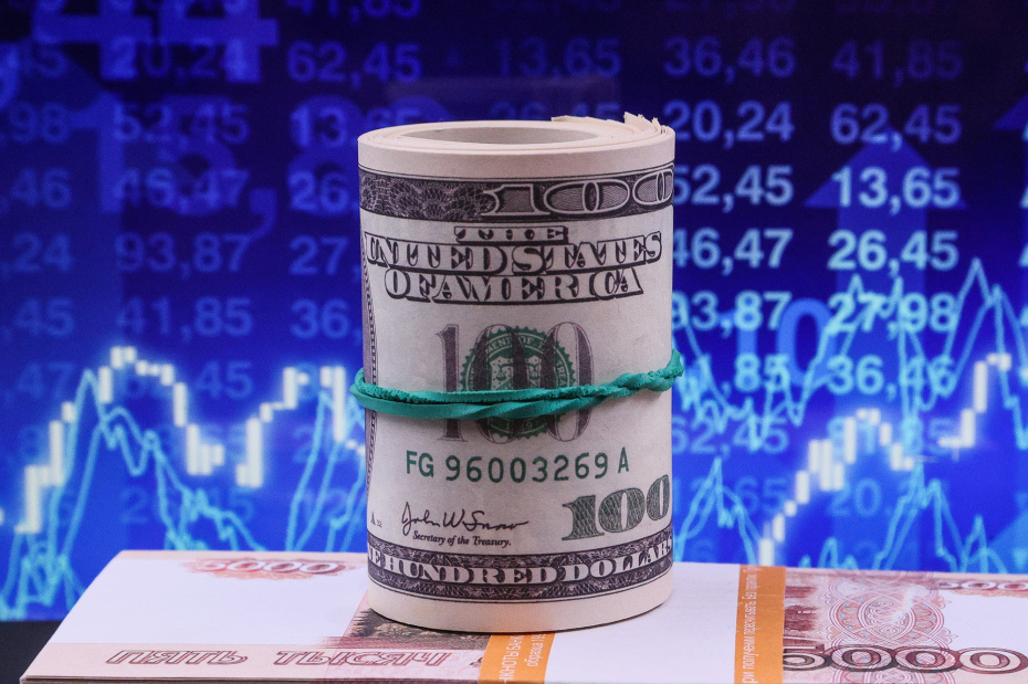 Доллар снова растет? Курс на выходные, 8–9 февраля, что с евро, юанем