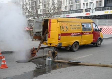 Жильцы дома держали в заложниках бригаду коммунальщиков в Екатеринбурге