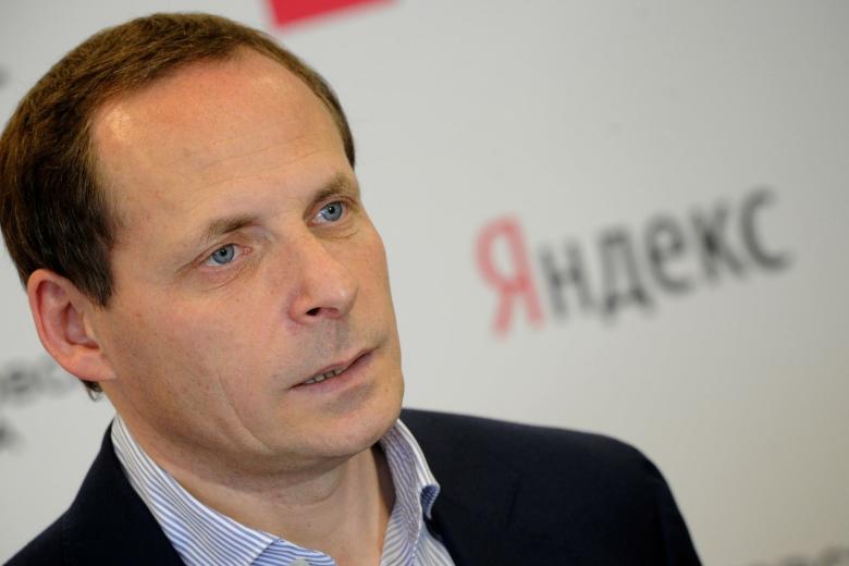 Аркадий Волож