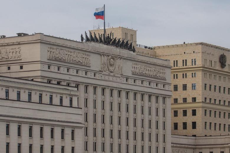 Здание Министерства обороны РФ на Фрунзенской набережной в Москве