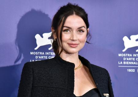Актриса Голливуда рассекретила отношения с пасынком президента одной страны