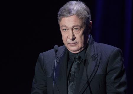 Михаил Ефремов вступил в борьбу за квартиру в Москве