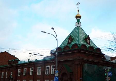 Пермский храм сдал землю в аренду шиномонтажу за ремонт машин священников