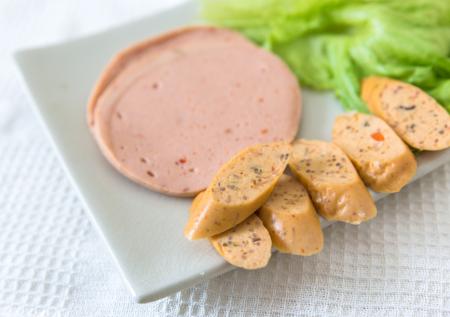 Готовим молочные сосиски без мороки: рецепт — проще некуда, вкус волшебный!
