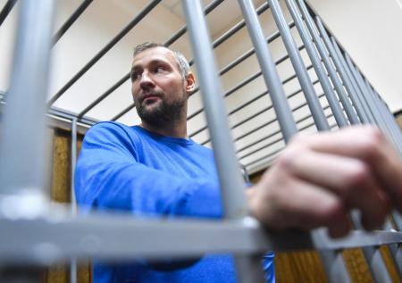 Хоккеист Мусатов отказался признавать себя виновным в многомиллионной афере