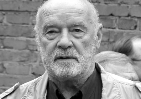 Умер журналист Владимир Губарев