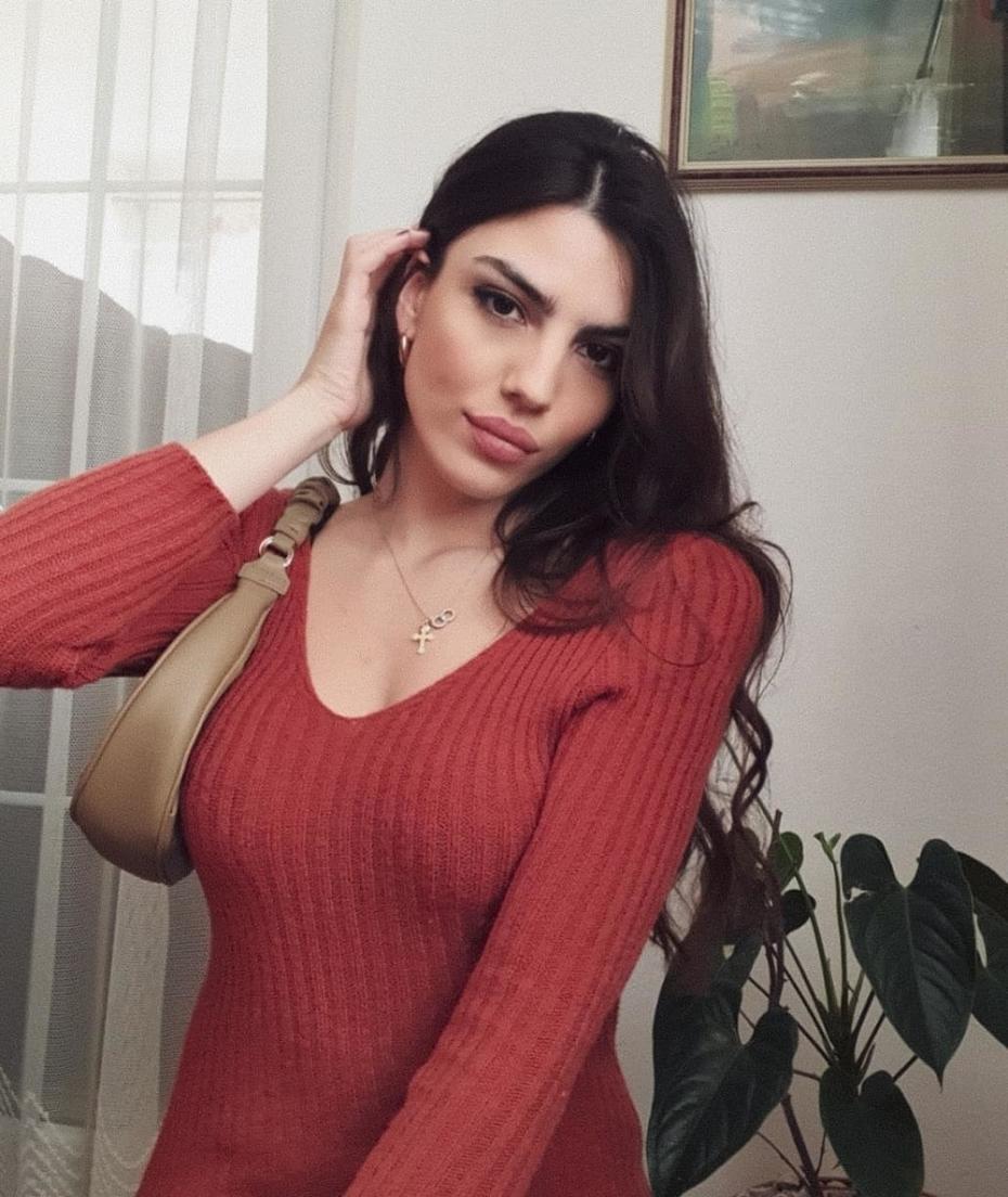  Ивана Малич