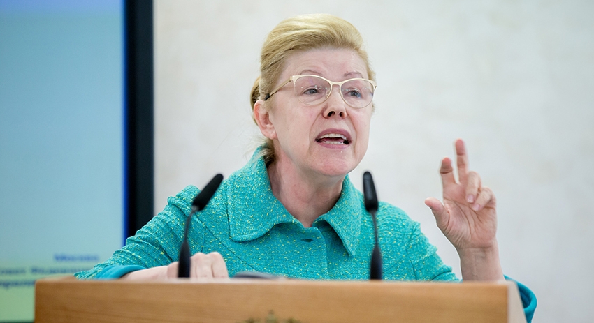 Елена Мизулина