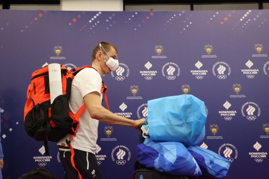 Александр Большунов (ОКР), завоевавший три золотых, одну серебряную и одну бронзовую медали