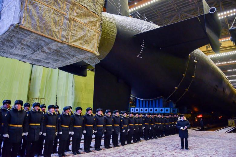 Церемония вывода из эллинга атомной подлодки Генералиссимус Суворов в Северодвинске