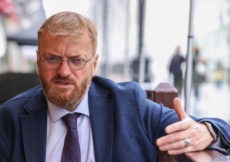 Милонов связал идею базового дохода с желанием «халявы» 