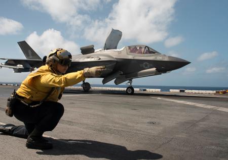 Польша намерена закупить у США истребители F-35