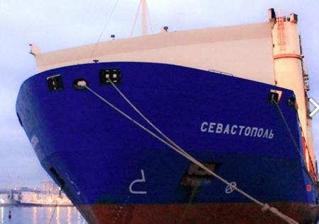 Российское судно с моряками арестовано в Сингапуре за долги