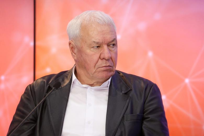 Член комитета Госдумы по обороне генерал-лейтенант Виктор Соболев