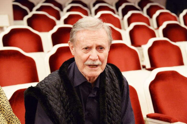 Юрий Соломин