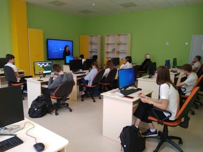 Суд признал законным отказ в зачислении Алисы Тепляковой в «Синергию»