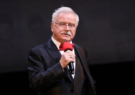 Никоненко рассказал, что покойный Абдулов «поносил американцев по-черному»