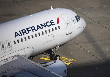 AirFrance отменила рейс в Москву из-за необходимости облетать Белоруссию
