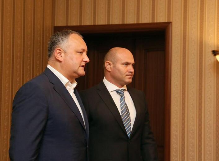 Президент Молдавии Игорь Додон и Павел Воику