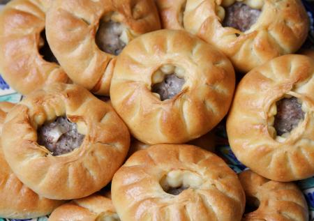 Пуремеч — рецепт чувашских сытных лепешек с мясной начинкой