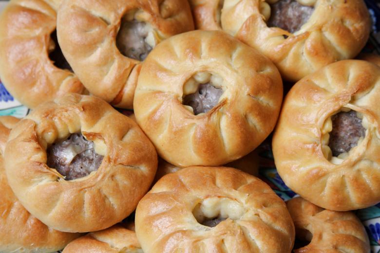 Пуремеч — пошаговый рецепт чувашских сытных лепёшек с мясной начинкой
