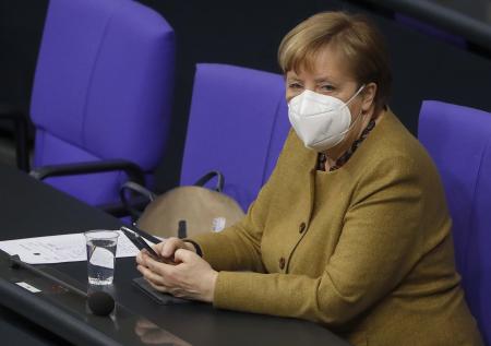 Меркель: гендерное неравенство в мире усилилось из-за пандемии