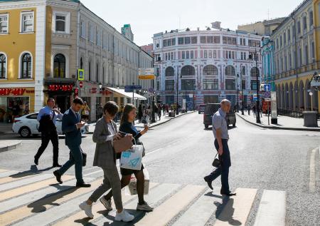 Декоммунизация в России: нужно ли возвращать исторические названия улиц