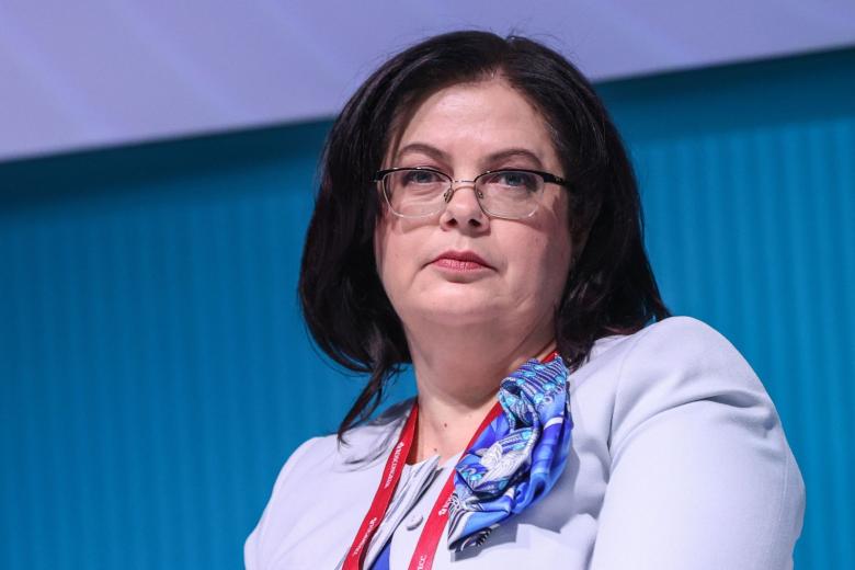Елена Дыбова
