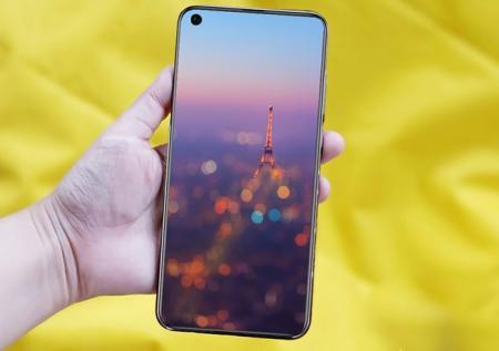 Huawei Nova 4 с дырявым экраном покажут в середине декабря