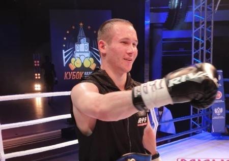 Петряков завоевал молодёжный титул WBC в бою с украинцем