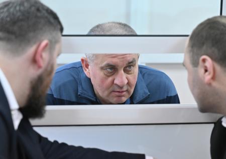 Экс-чиновника Минобороны приговорили к семи годам строгого режима