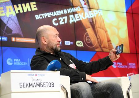 Бекмамбетов проведёт фестиваль screenlife-фильмов о карантине