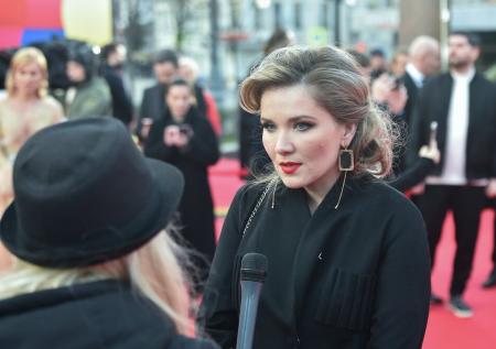 Mash: фильм про ЛГБТ подвел экс-жену актера Епифанцева под проверку