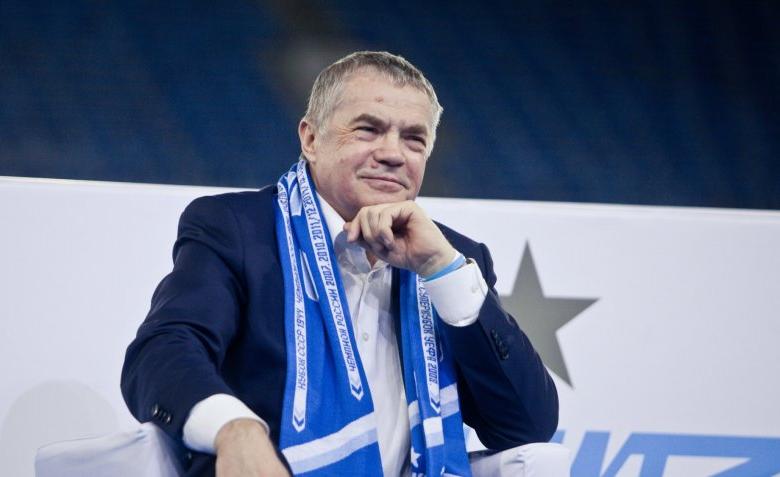 Александр Медведев