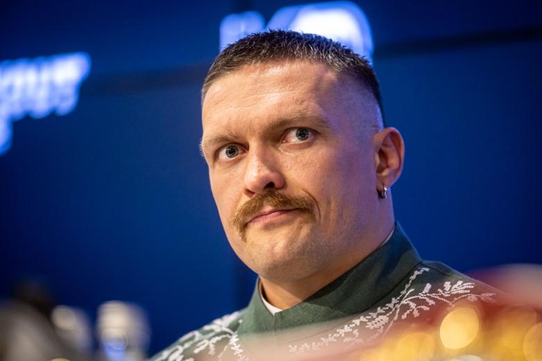 Александр Усик